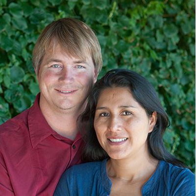 El reverendo Mark Adams y su esposa, Miriam Maldonado Escobar, son colaboradores de la misión del Ministerio Presbiteriano de Fronteras en Agua Prieta, Sonora, México. (Foto de cortesía)