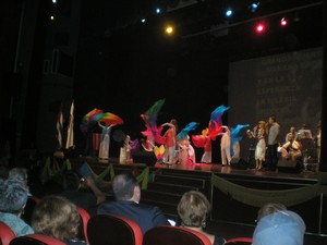 Colorful liturgical dancers and a praise band help lead opening worship.