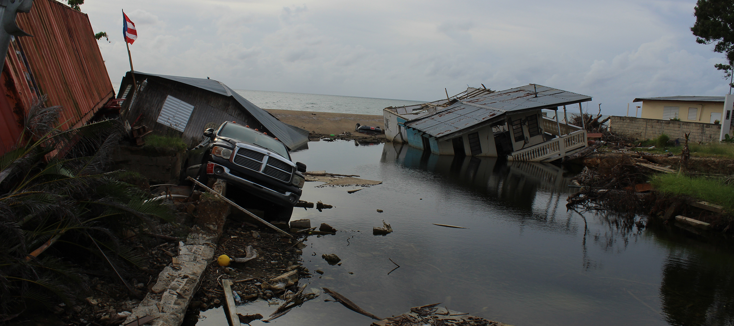 Imagen de la destrucción en Puerto Rico causada por el huracán María, noviembre del 2017 – Foto por Rick Jones