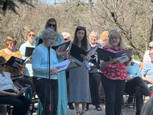 Crescent Hill Presbyterian Church choir