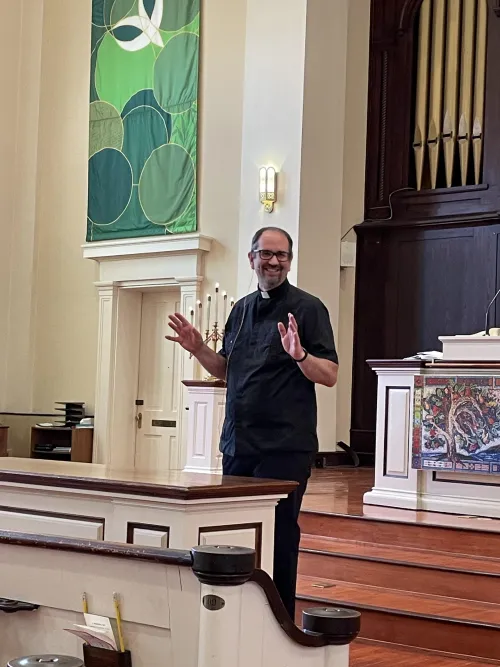 Rev. Darren Utley