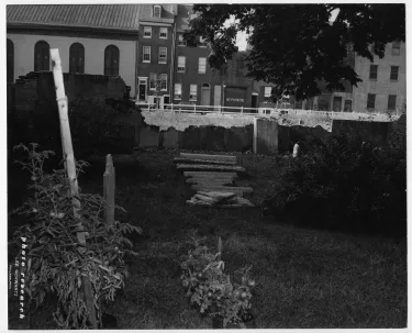 1967 black and white photograph of Old Pine Graveyard and empty Presbyterian Historical Society lot.
