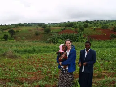 Mission co-worker Rochelle Holm with Mrs. Singini, Viyele CCAP Church Women’s Guild chair