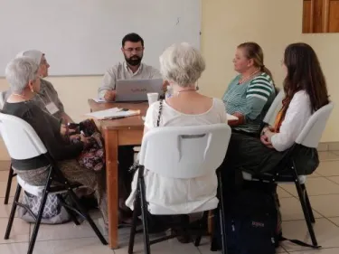 Small group work during the consultation