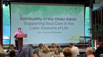 Rev. Denise Shannon presents at POAMN gathering
