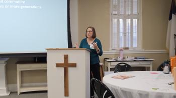 Suzie Lane at POAMN conference by Kelley Hope