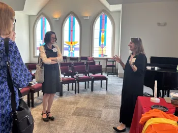 Rev. Dr. Gini Norris-Lane speaks to participants at the National Presbyterian Association of Clergywomen.