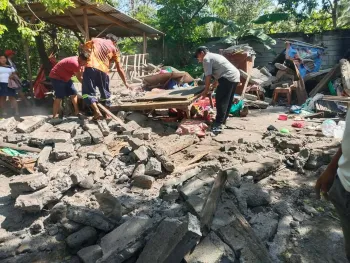 Rubble after an earthquake in the Philippines