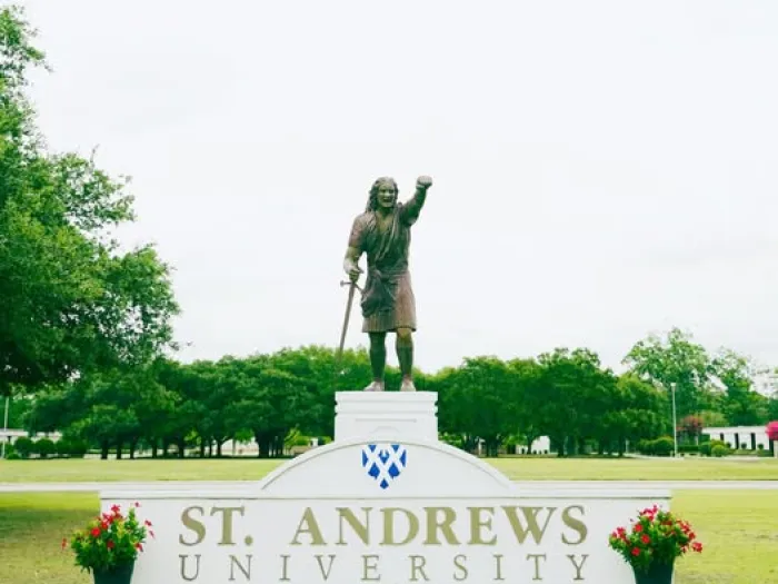 St. Andrews University